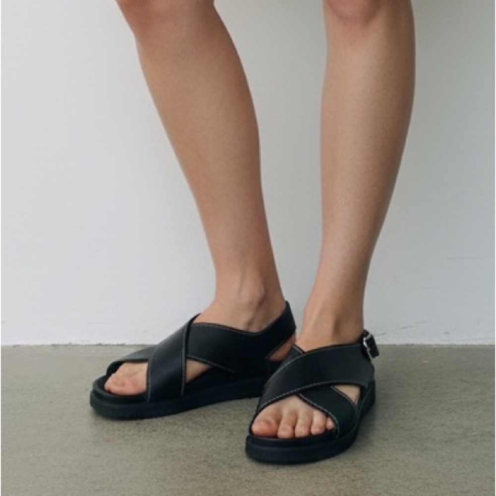 & Other Stories Black Leather Criss Cross Strap Slingback Sandals Size 7.5